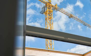 Galerie der Flakowski Residenz während der Anlieferung der Sauna